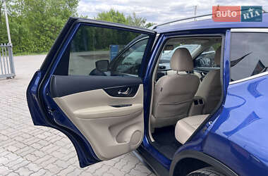 Внедорожник / Кроссовер Nissan Rogue 2020 в 