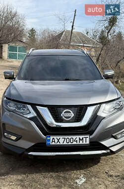 Позашляховик / Кросовер Nissan Rogue 2017 в Харкові