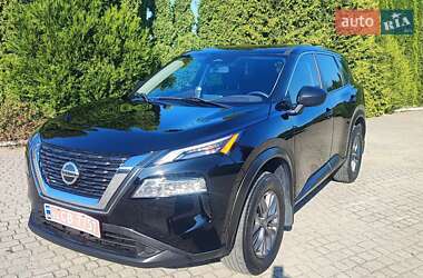 Внедорожник / Кроссовер Nissan Rogue 2021 в 