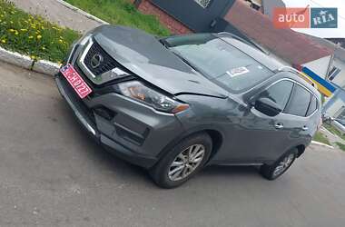 Внедорожник / Кроссовер Nissan Rogue 2019 в 