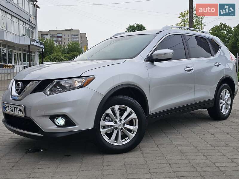 Позашляховик / Кросовер Nissan Rogue 2015 в 