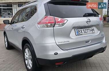 Позашляховик / Кросовер Nissan Rogue 2015 в 
