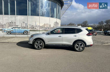 Позашляховик / Кросовер Nissan Rogue 2018 в 