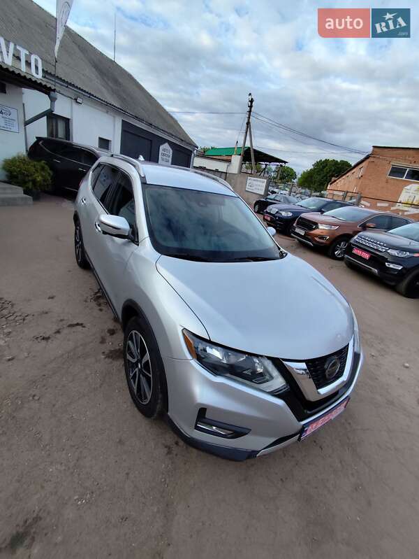 Внедорожник / Кроссовер Nissan Rogue 2019 в Чернигове