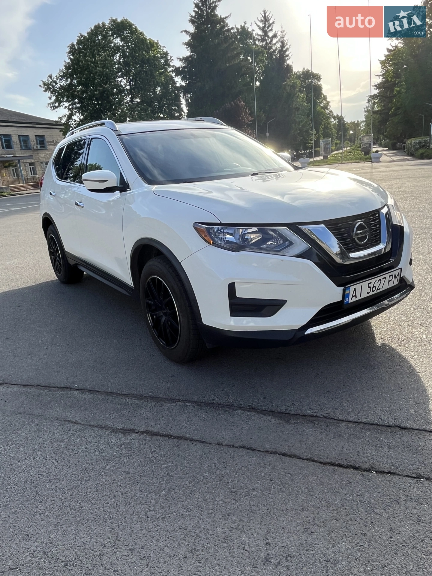 2018 Nissan Rogue - мініатюра 3