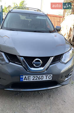 Позашляховик / Кросовер Nissan Rogue 2016 в 