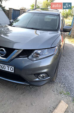 Позашляховик / Кросовер Nissan Rogue 2016 в 