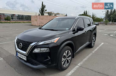 Внедорожник / Кроссовер Nissan Rogue 2020 в Киеве