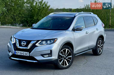 Позашляховик / Кросовер Nissan Rogue 2019 в 