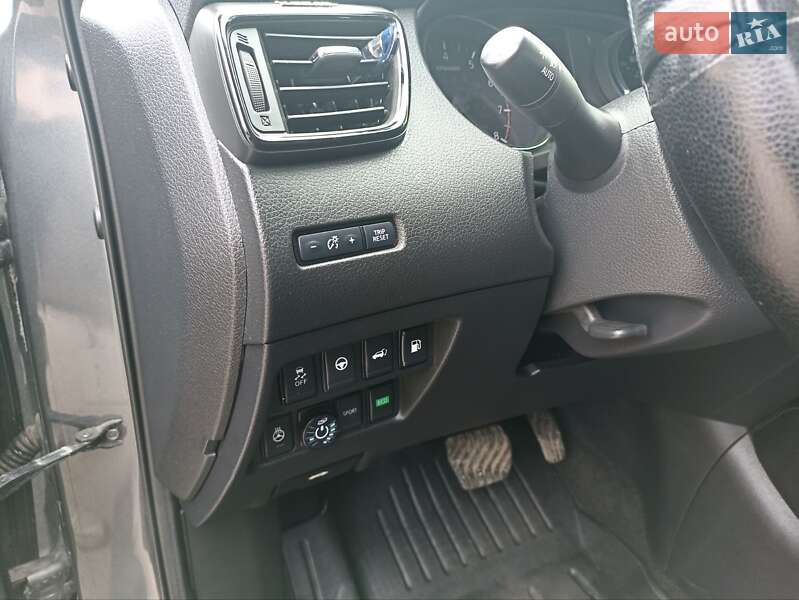 Позашляховик / Кросовер Nissan Rogue 2019 в Переяславі фото 18 Позашляховик / Кросовер Nissan Rogue 2019 в Переяславі