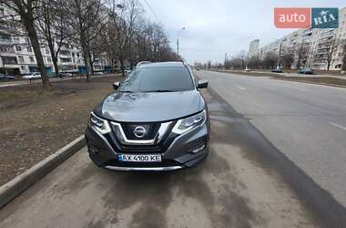 Внедорожник / Кроссовер Nissan Rogue 2016 в Харькове