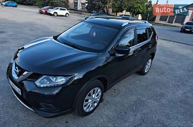 Внедорожник / Кроссовер Nissan Rogue 2015 в Харькове