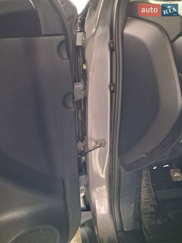 Позашляховик / Кросовер Nissan Rogue 2017 в Тернополі фото 24 Позашляховик / Кросовер Nissan Rogue 2017 в Тернополі