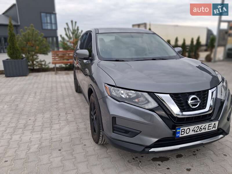 Позашляховик / Кросовер Nissan Rogue 2017 в Тернополі фото 9 Позашляховик / Кросовер Nissan Rogue 2017 в Тернополі