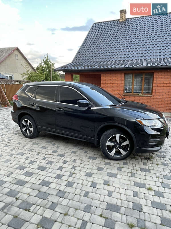 Внедорожник / Кроссовер Nissan Rogue 2017 в Вараше фото 4 Внедорожник / Кроссовер Nissan Rogue 2017 в Вараше