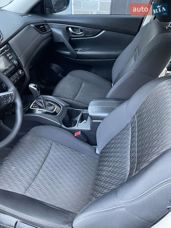 Внедорожник / Кроссовер Nissan Rogue 2017 в Вараше фото 12 Внедорожник / Кроссовер Nissan Rogue 2017 в Вараше