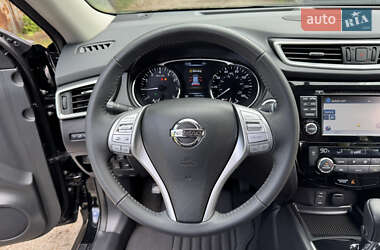 Позашляховик / Кросовер Nissan Rogue 2016 в 