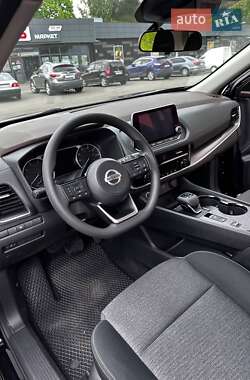 Позашляховик / Кросовер Nissan Rogue 2021 в 