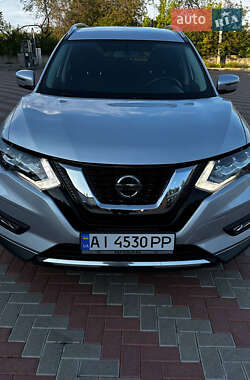 Внедорожник / Кроссовер Nissan Rogue 2017 в 