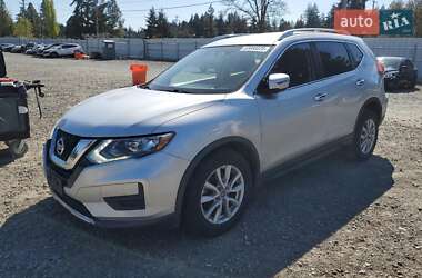 Внедорожник / Кроссовер Nissan Rogue 2017 в Львове