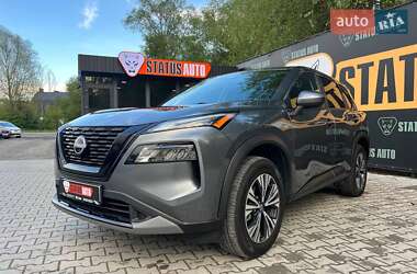 Внедорожник / Кроссовер Nissan Rogue 2023 в 