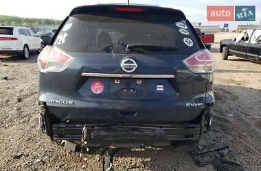 Внедорожник / Кроссовер Nissan Rogue 2016 в 