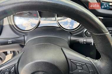 Позашляховик / Кросовер Nissan Rogue 2019 в 