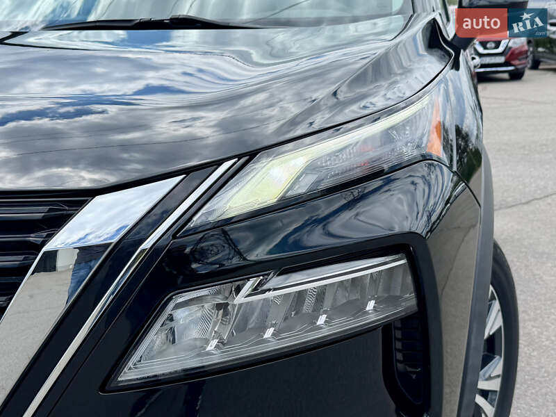 Внедорожник / Кроссовер Nissan Rogue 2022 в Запорожье