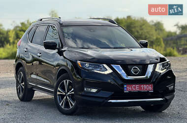 Позашляховик / Кросовер Nissan Rogue 2017 в 