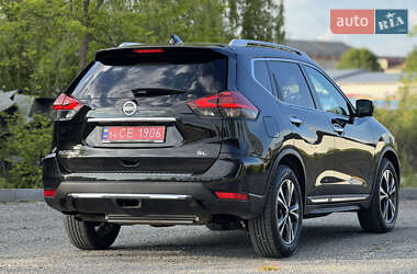 Позашляховик / Кросовер Nissan Rogue 2017 в 