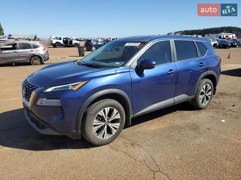 Внедорожник / Кроссовер Nissan Rogue 2022 в 
