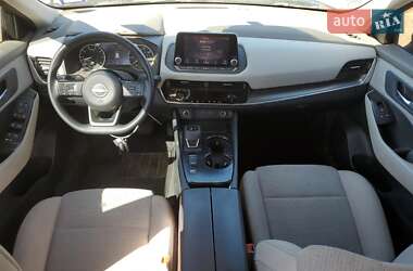 Внедорожник / Кроссовер Nissan Rogue 2022 в 