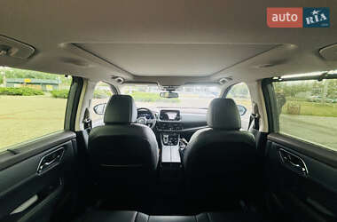 Позашляховик / Кросовер Nissan Rogue 2023 в 