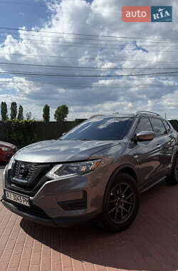 Позашляховик / Кросовер Nissan Rogue 2016 в Києві
