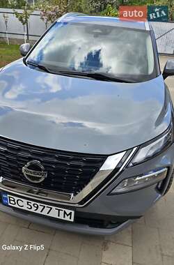 Внедорожник / Кроссовер Nissan Rogue 2020 в 