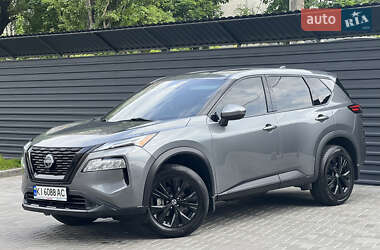 Позашляховик / Кросовер Nissan Rogue 2021 в 
