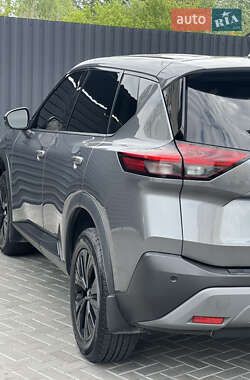 Позашляховик / Кросовер Nissan Rogue 2021 в 