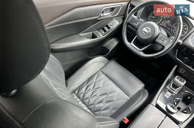Позашляховик / Кросовер Nissan Rogue 2021 в 