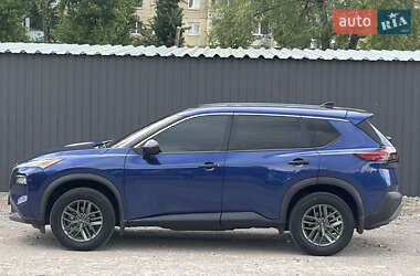 Позашляховик / Кросовер Nissan Rogue 2022 в 