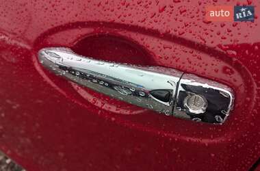 Внедорожник / Кроссовер Nissan Rogue 2017 в 