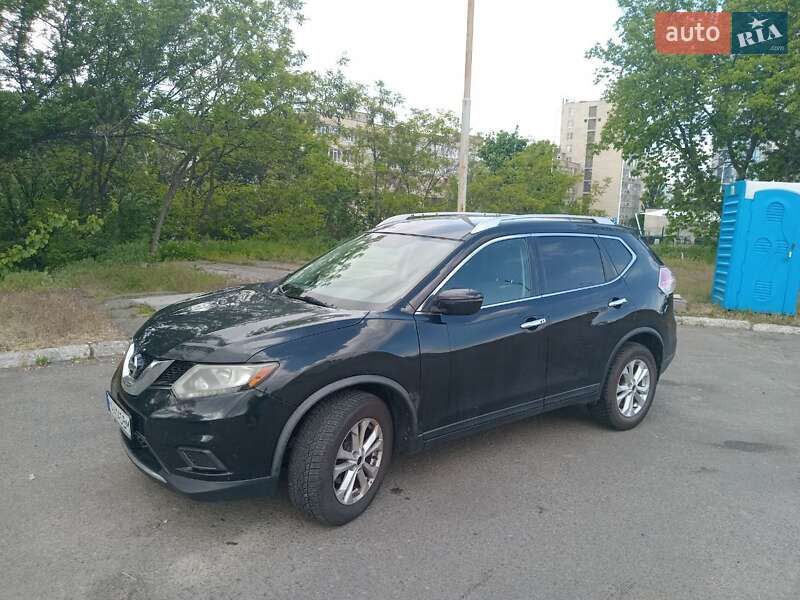 Позашляховик / Кросовер Nissan Rogue 2016 в Києві