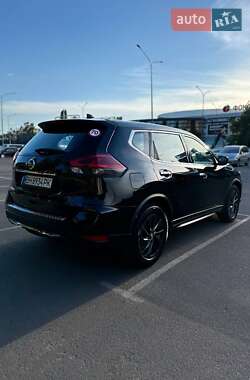 Позашляховик / Кросовер Nissan Rogue 2018 в 