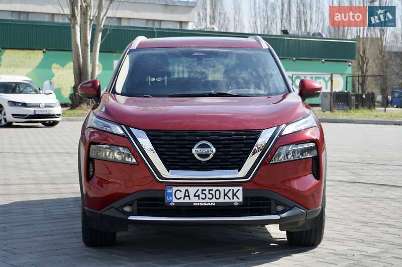 Позашляховик / Кросовер Nissan Rogue 2020 в 