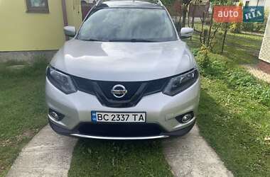 Позашляховик / Кросовер Nissan Rogue 2015 в Долині