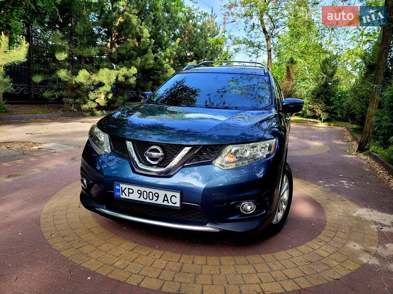 Позашляховик / Кросовер Nissan Rogue 2014 в 