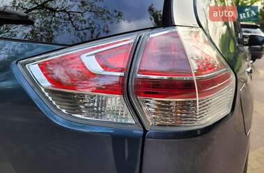 Позашляховик / Кросовер Nissan Rogue 2014 в 
