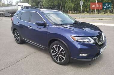 Внедорожник / Кроссовер Nissan Rogue 2017 в Днепре