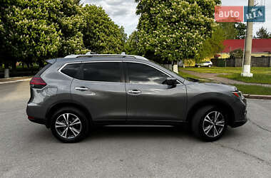 Внедорожник / Кроссовер Nissan Rogue 2019 в 