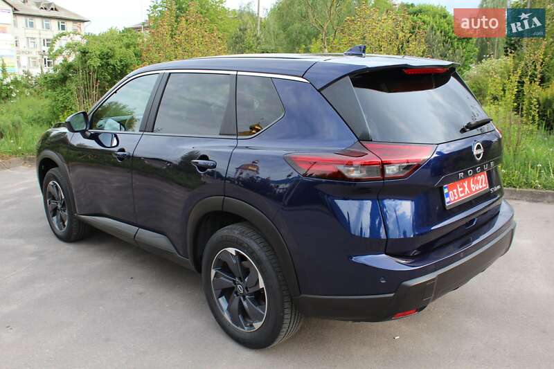 Позашляховик / Кросовер Nissan Rogue 2024 в Рівному