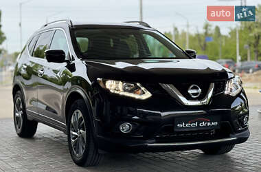 Позашляховик / Кросовер Nissan Rogue 2016 в Миколаєві